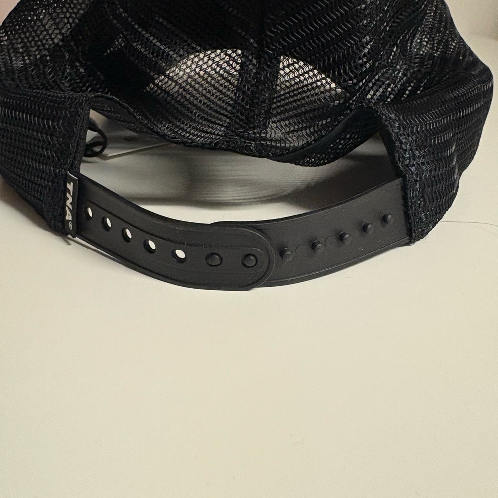 TNA Aritzia Black Hat - Picture 4 of 4